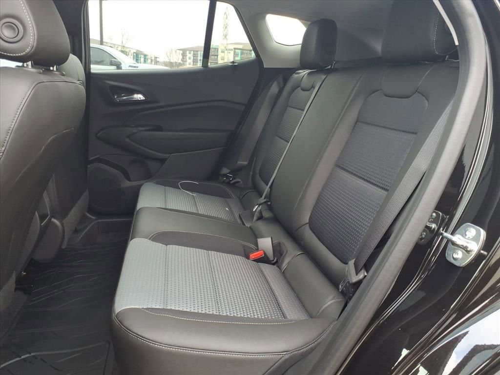 New 2026 Chevrolet Trax LT w/ Driver Confidence Package image 19