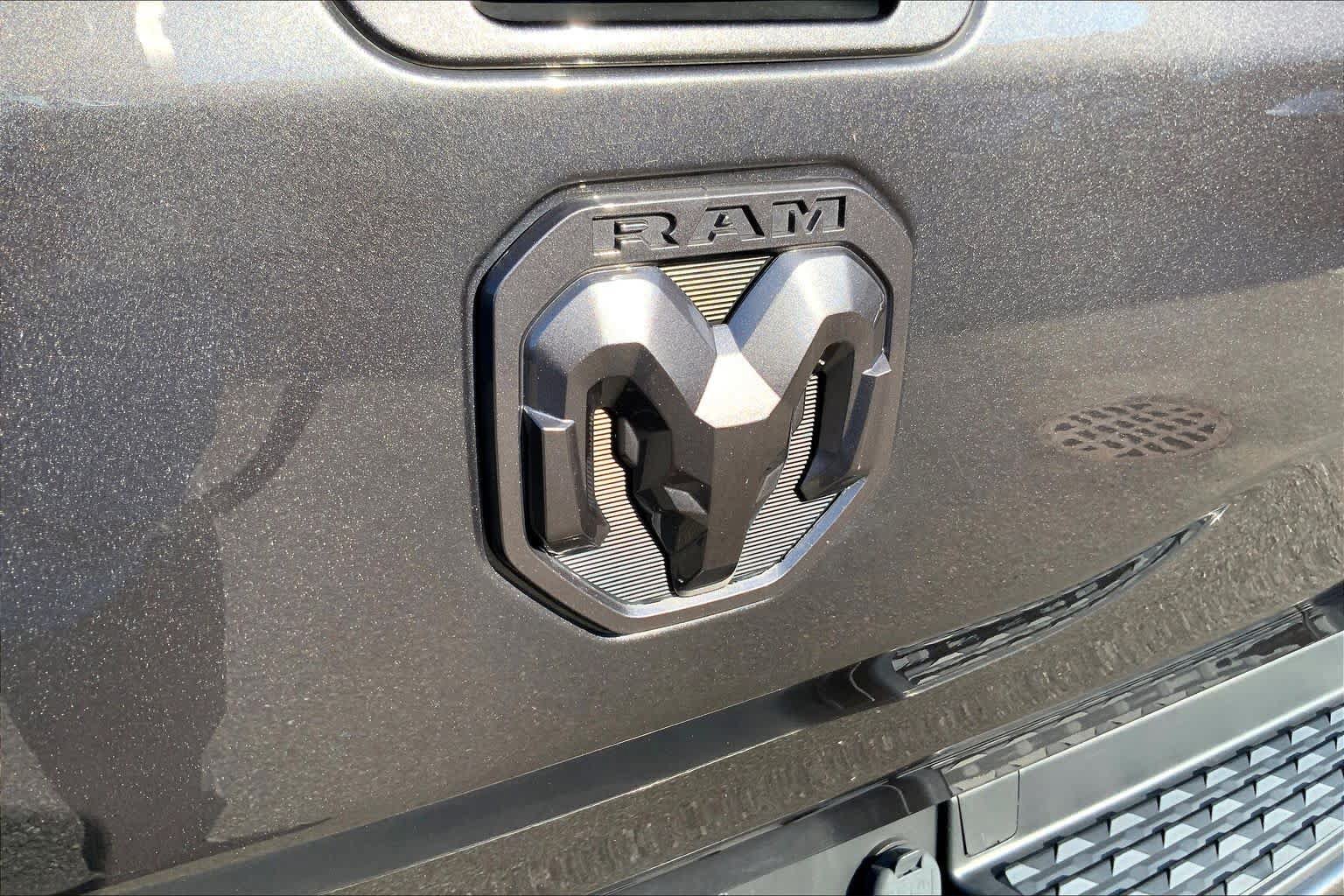 Used 2020 RAM 1500 Limited AWD/4WD image 32