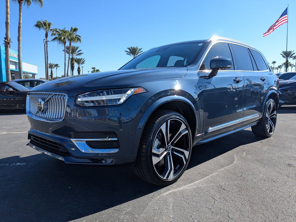 Used 2024 Volvo XC90 B6 Ultimate w/ Protection Package Premier image 8