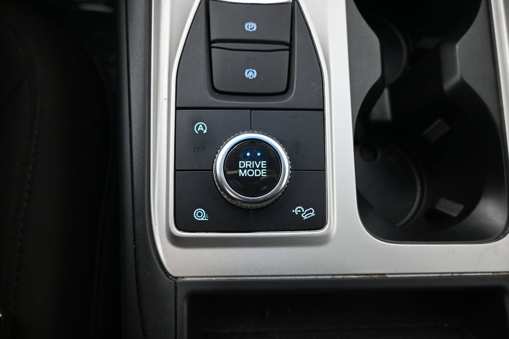 Used 2024 Ford Explorer XLT AWD/4WD image 31