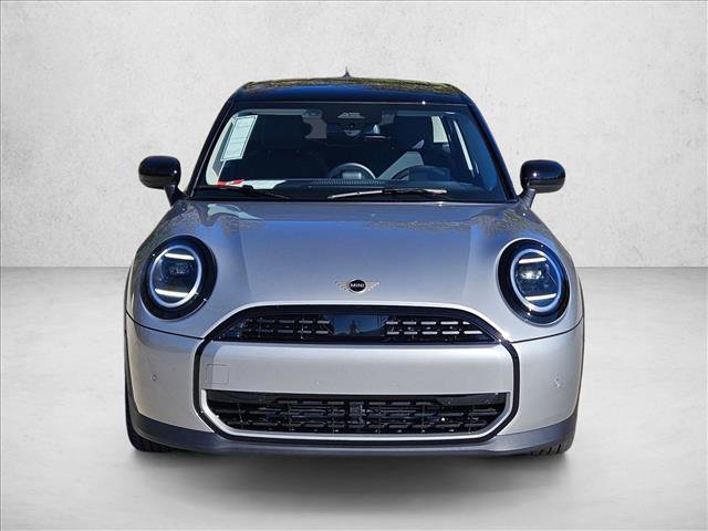 Used 2026 MINI Cooper 4-Door Hardtop FWD image 2
