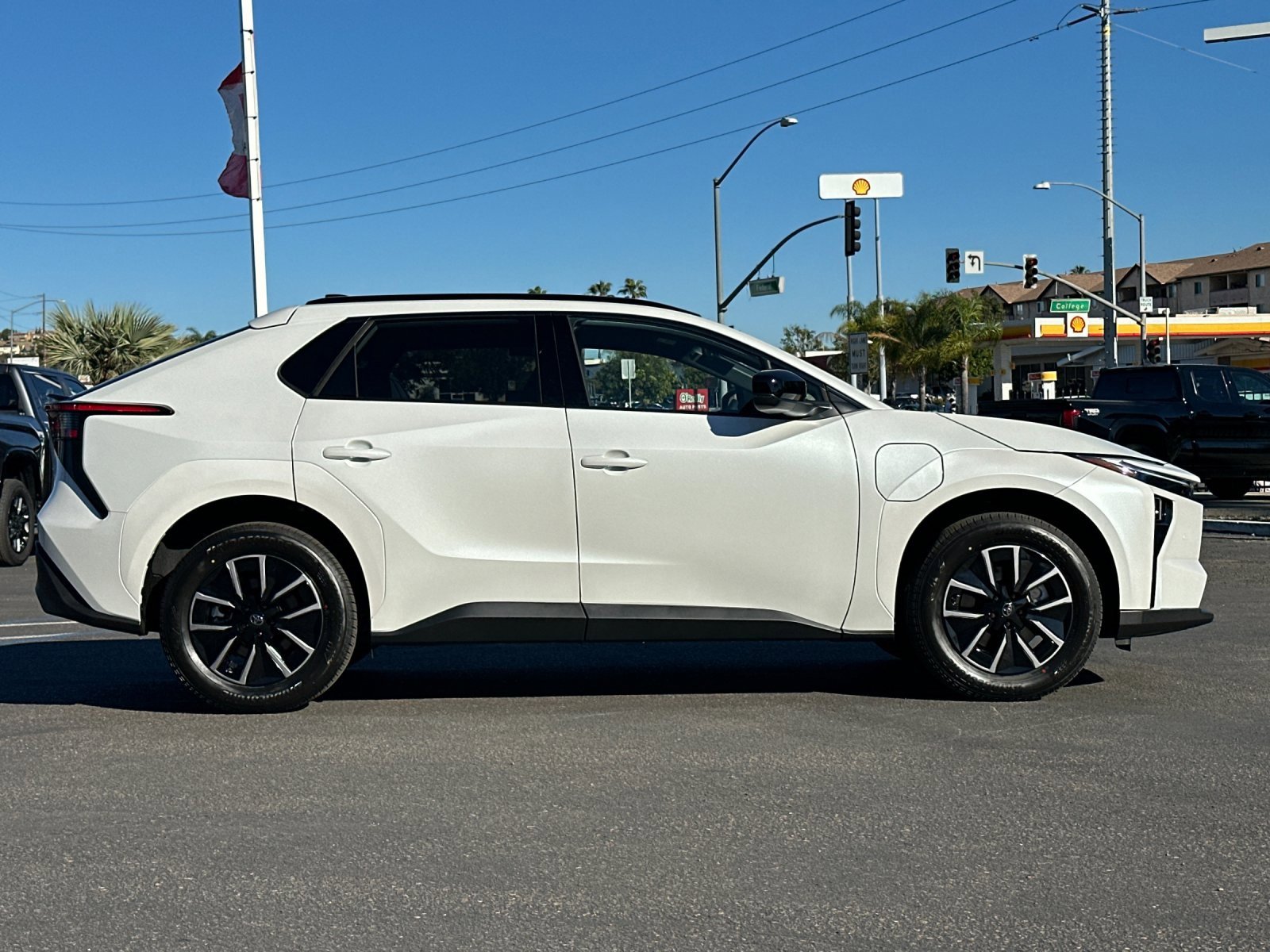 New 2026 Toyota bZ XLE Plus image 6