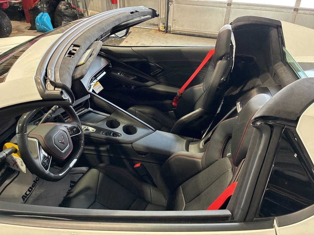New 2026 Chevrolet Corvette Z06 w/ Stealth Interior Trim Package RWD image 2