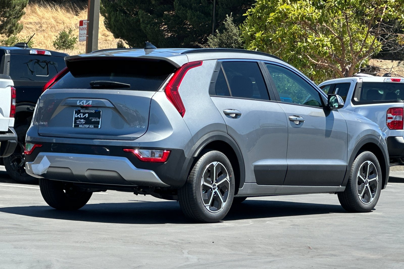 New 2026 Kia Niro EX FWD image 4