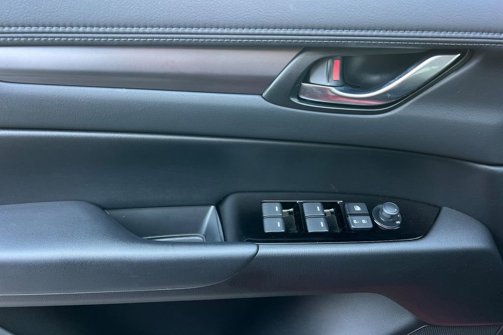 Certified 2025 MAZDA CX-5 AWD 2.5 S w/ Preferred Package image 13