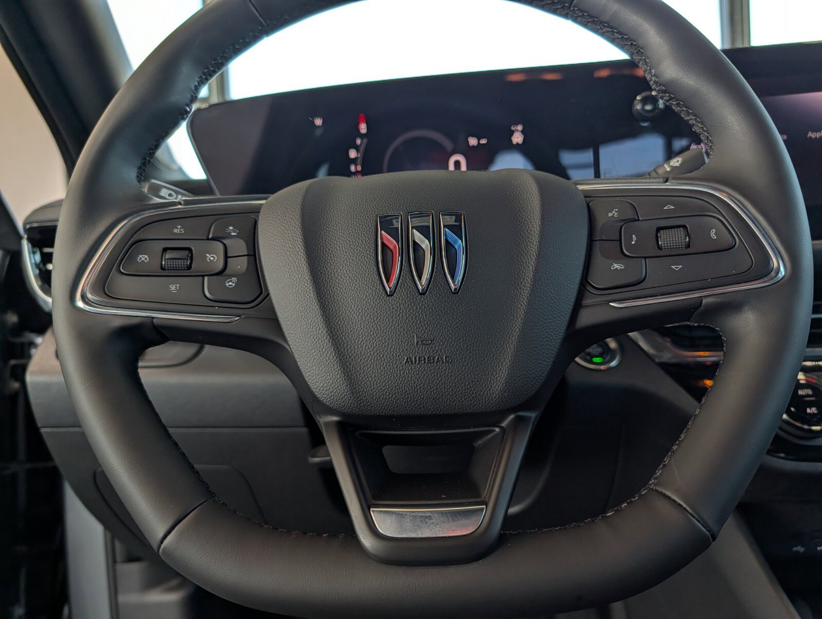 Used 2025 Buick Envista Sport Touring w/ Convenience I Package image 19