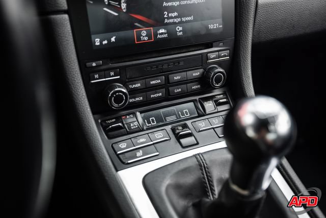 Used 2017 Porsche 718 Cayman RWD image 18