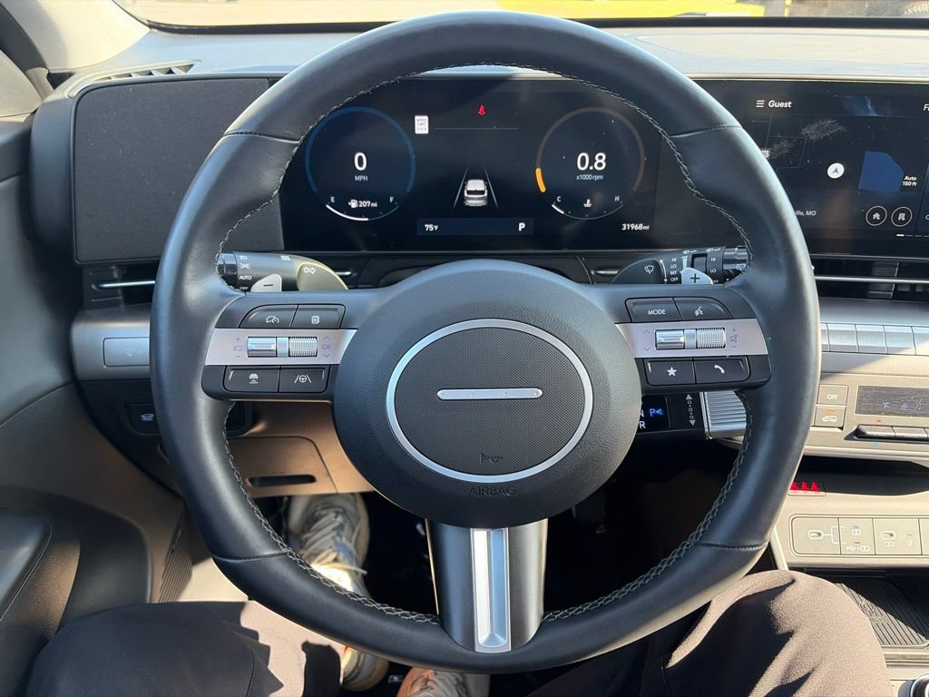 Used 2024 Hyundai Kona Limited AWD/4WD image 17