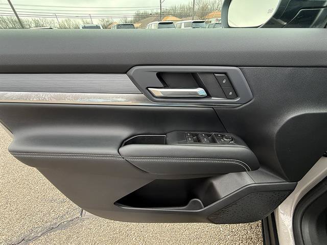 Certified 2026 GMC Terrain Elevation AWD/4WD image 12