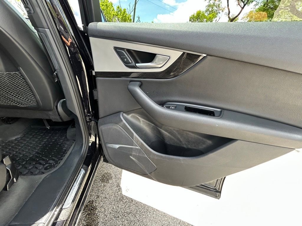 Used 2019 Audi Q7 2.0T Premium Plus w/ Premium Plus Package AWD/4WD image 42