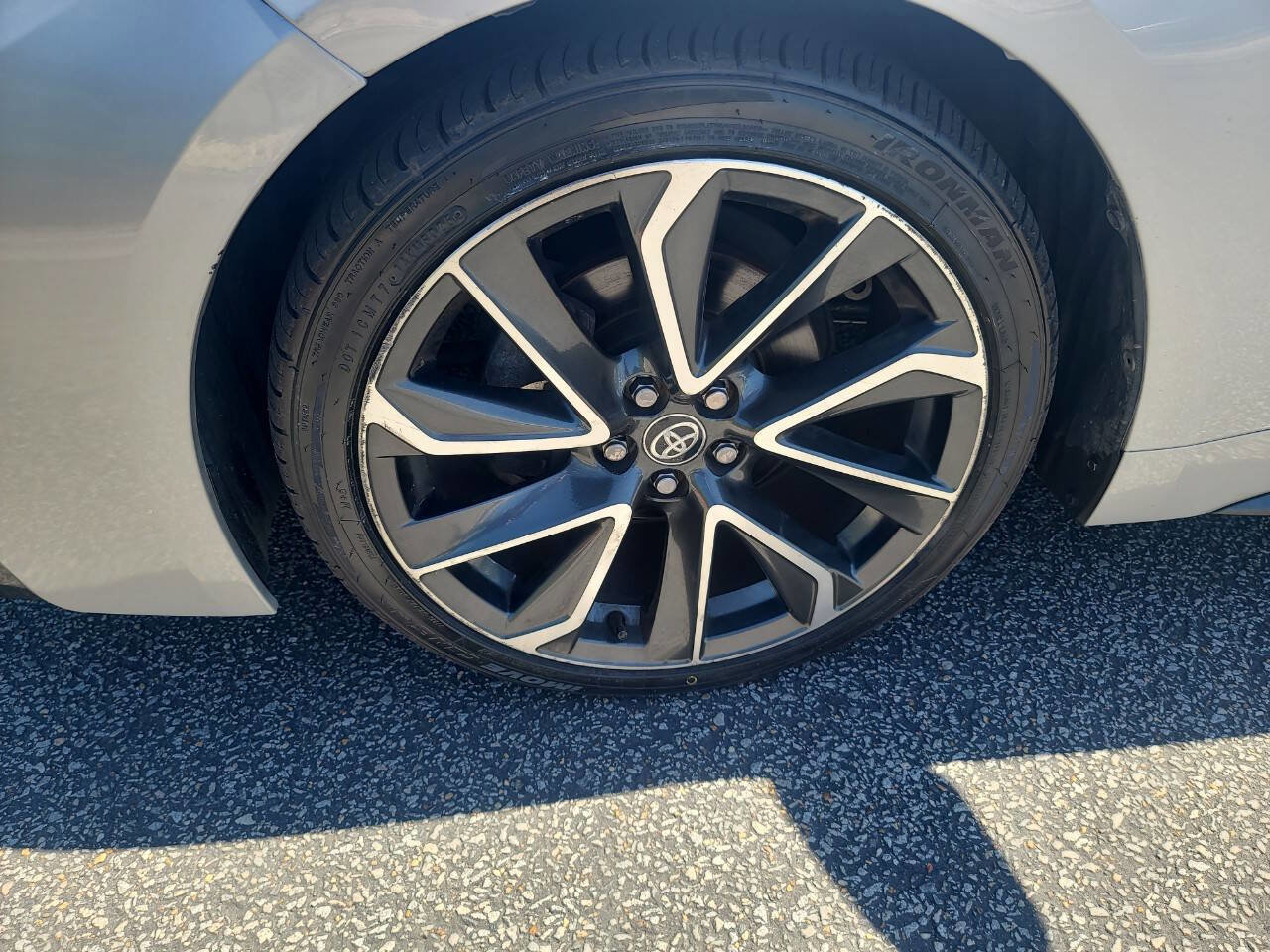 Used 2020 Toyota Corolla SE FWD image 11
