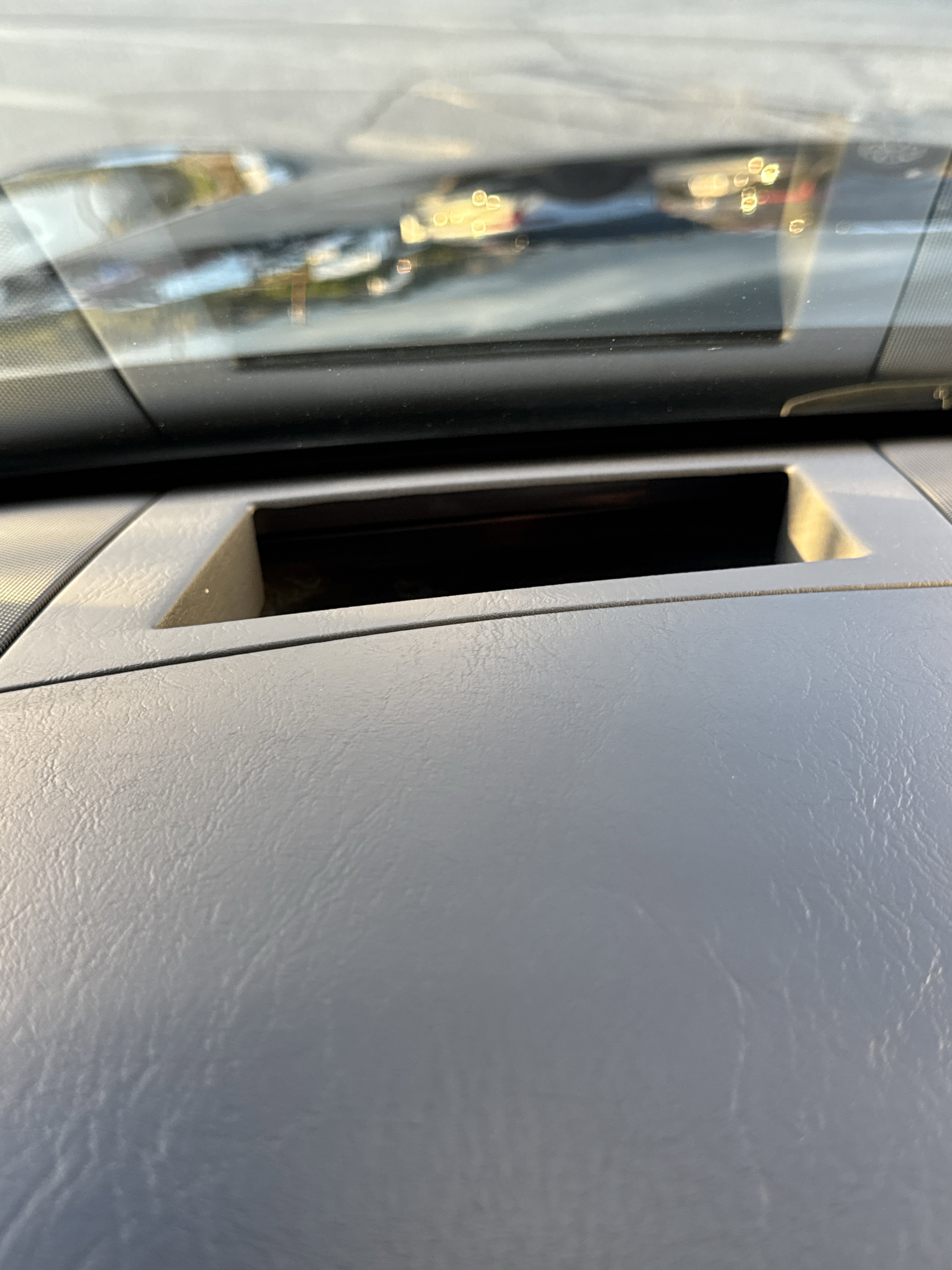 Used 2004 Cadillac XLR image 52