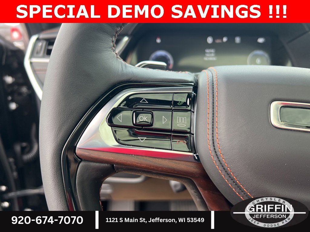 New 2025 Jeep Grand Cherokee L Summit w/ Obsidian Package image 24