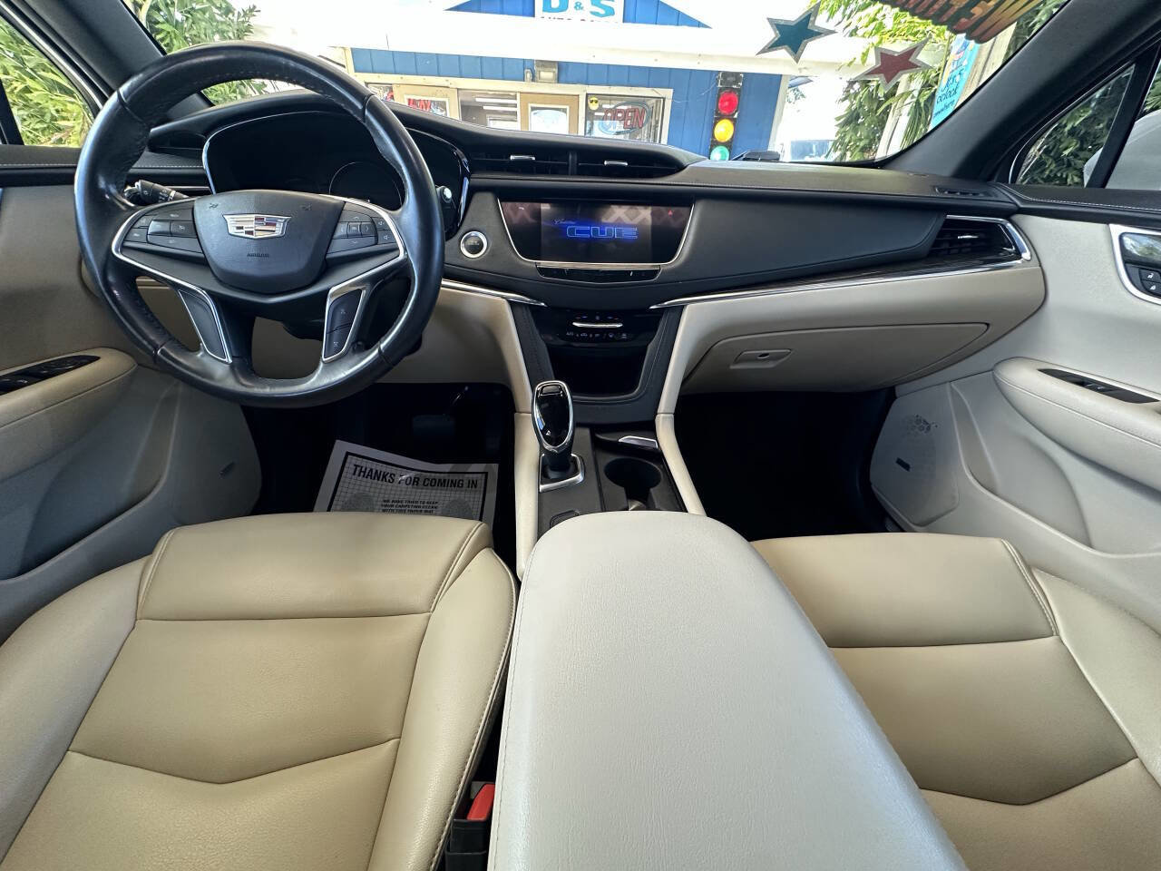 Used 2018 Cadillac XT5 FWD w/ LPO, Wheel Lock Package image 18