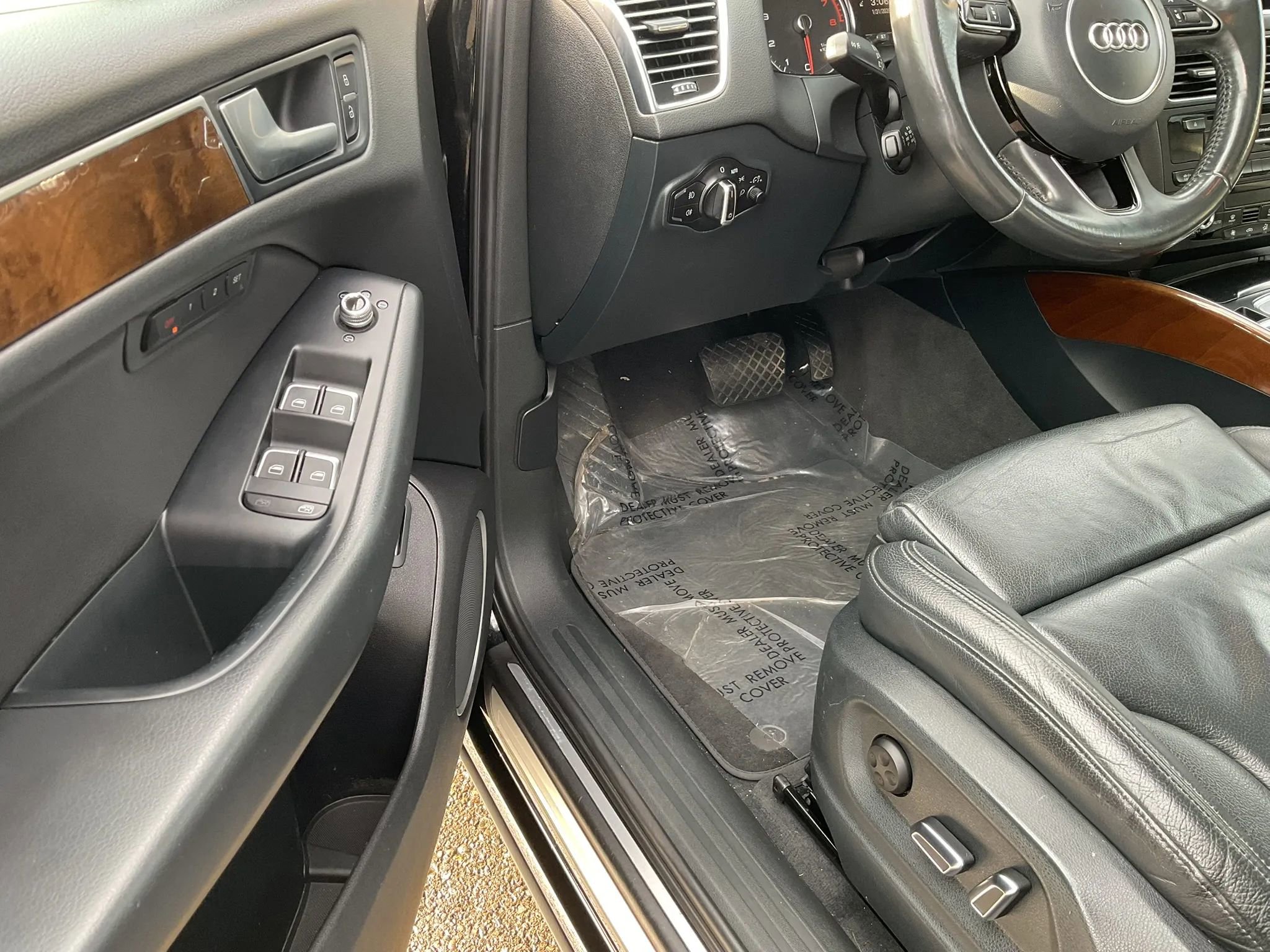 Used 2015 Audi Q5 3.0T Prestige w/ Prestige Package image 17