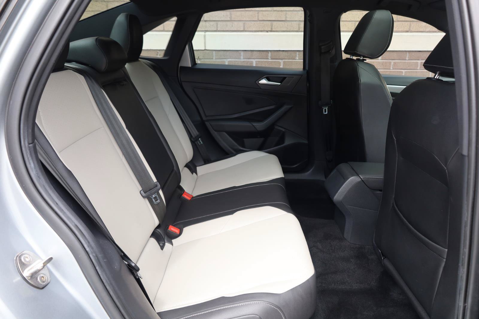 Used 2020 Volkswagen Jetta R-Line FWD image 26