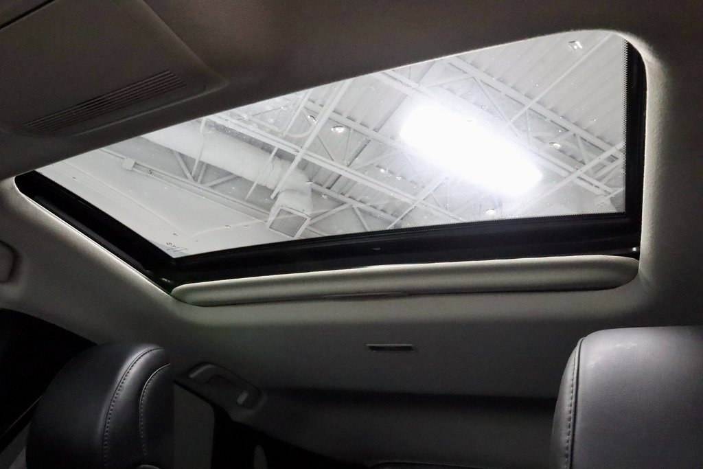 Used 2022 MAZDA CX-30 AWD 2.5 S w/ Premium Package image 28