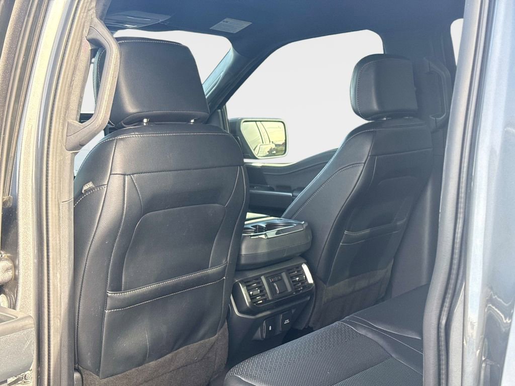 Used 2022 Ford F150 Lariat w/ Equipment Group 502A High image 17