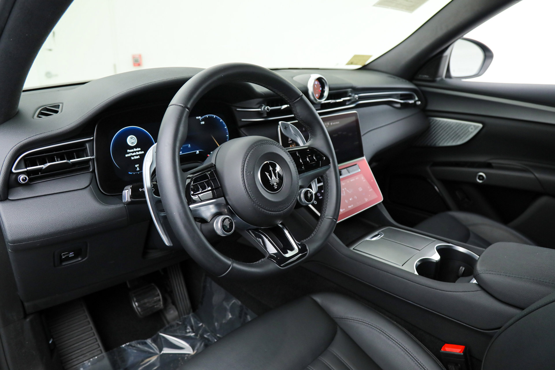 Certified 2023 Maserati Grecale GT image 17