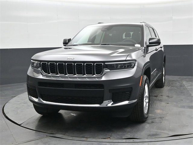 New 2025 Jeep Grand Cherokee L Laredo image 8