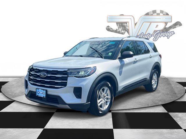 Used 2026 Ford Explorer Active AWD/4WD image 4