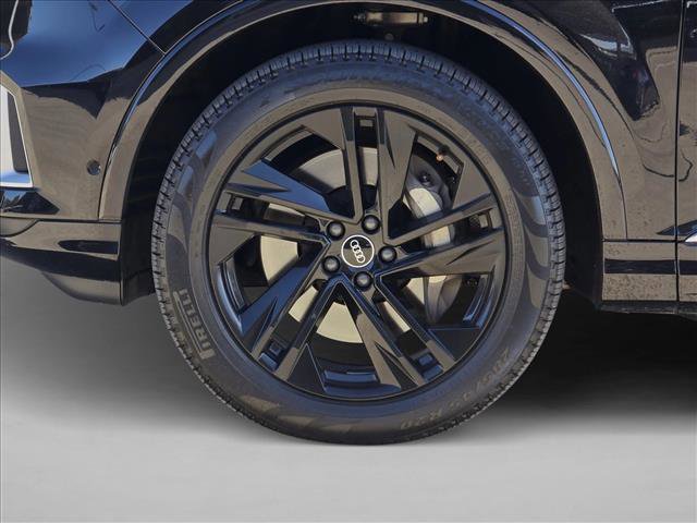 Certified 2021 Audi Q7 2.0T Premium Plus w/ Executive Package image 9