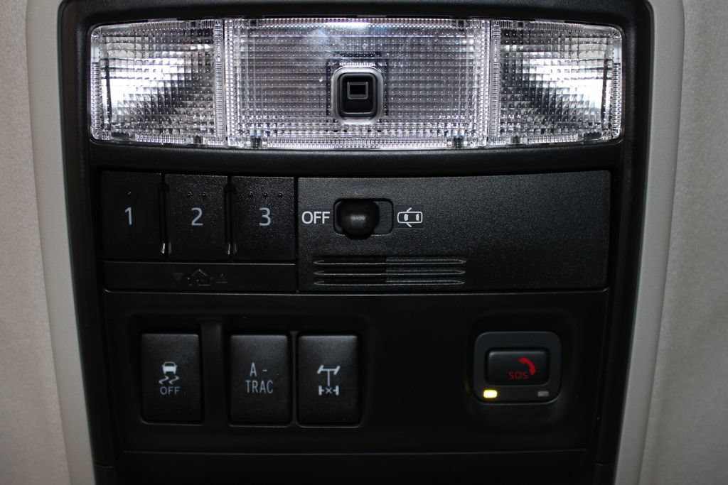 Used 2023 Toyota 4Runner TRD Off-Road Premium AWD/4WD image 54