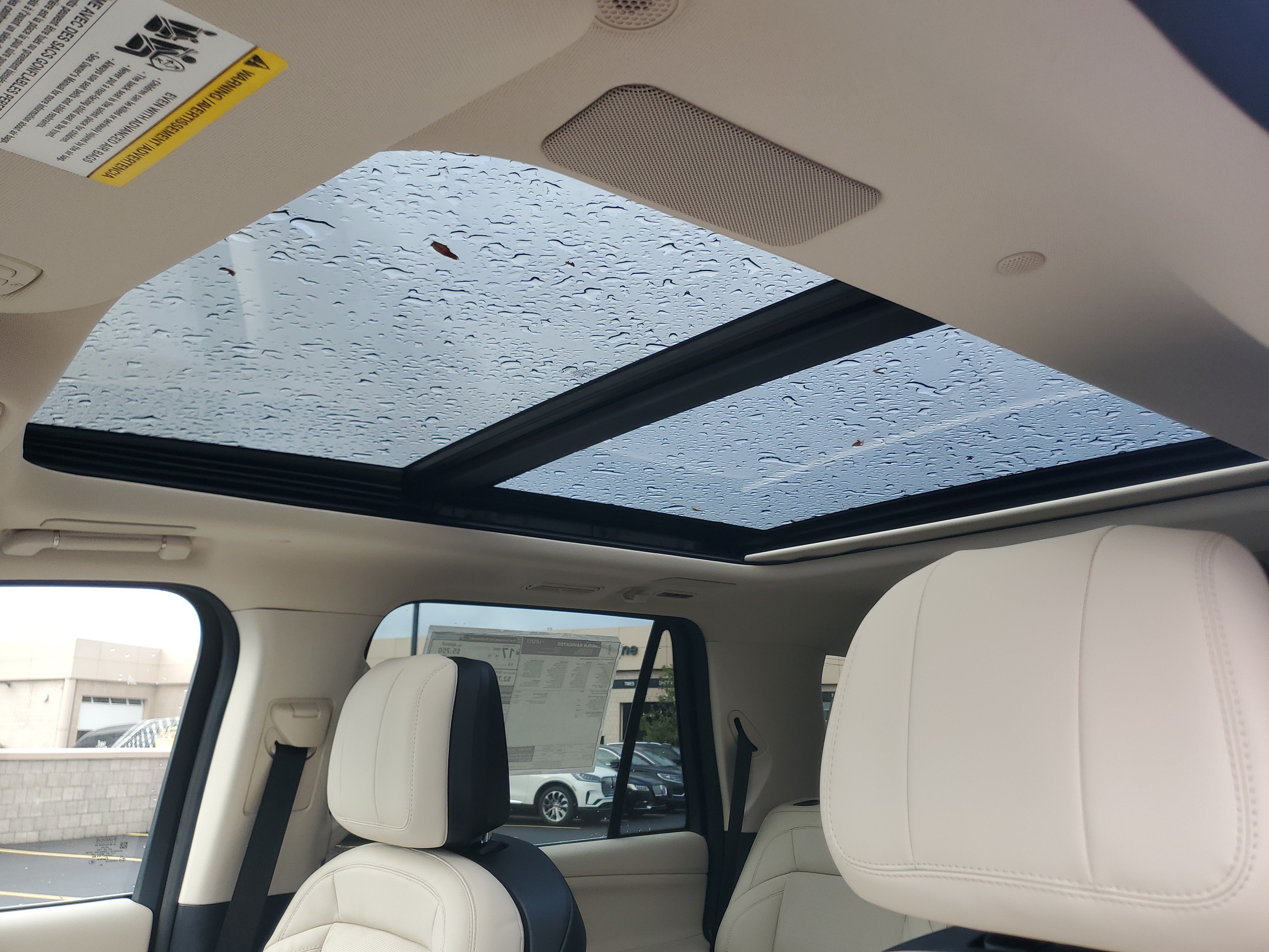 New 2027 Lincoln Navigator Reserve AWD/4WD image 11