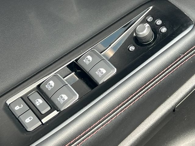 Used 2024 Jeep Wagoneer Limited AWD/4WD image 16