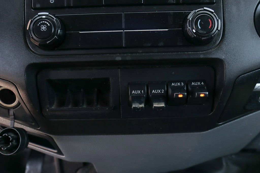 Used 2016 Ford F650 2WD Crew Cab Super Duty image 28