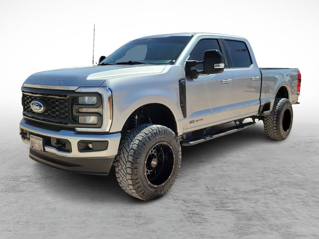 Used 2024 Ford F250 Lariat w/ Sport Appearance Package image 5