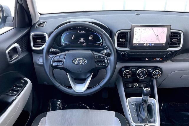 Certified 2024 Hyundai Venue SEL FWD image 5