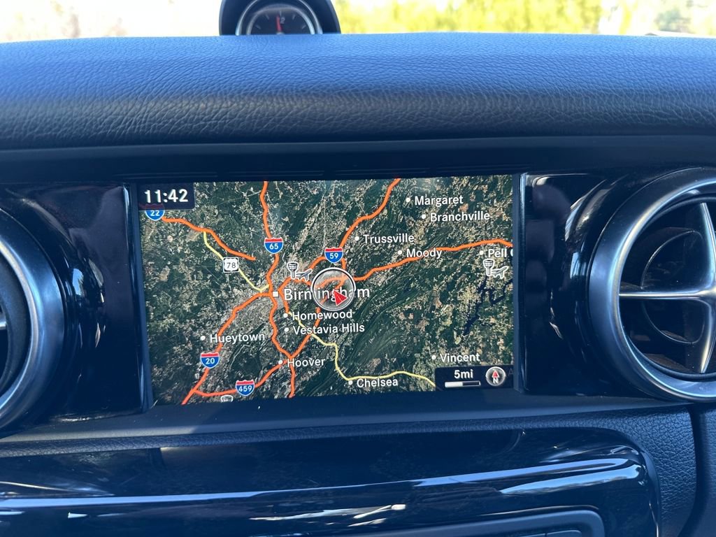 Used 2017 Mercedes-Benz SLC 43 AMG image 8