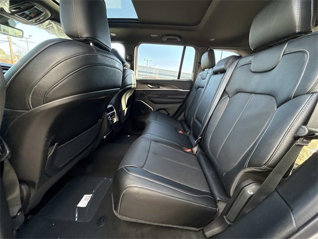 New 2026 Jeep Grand Cherokee Limited image 13