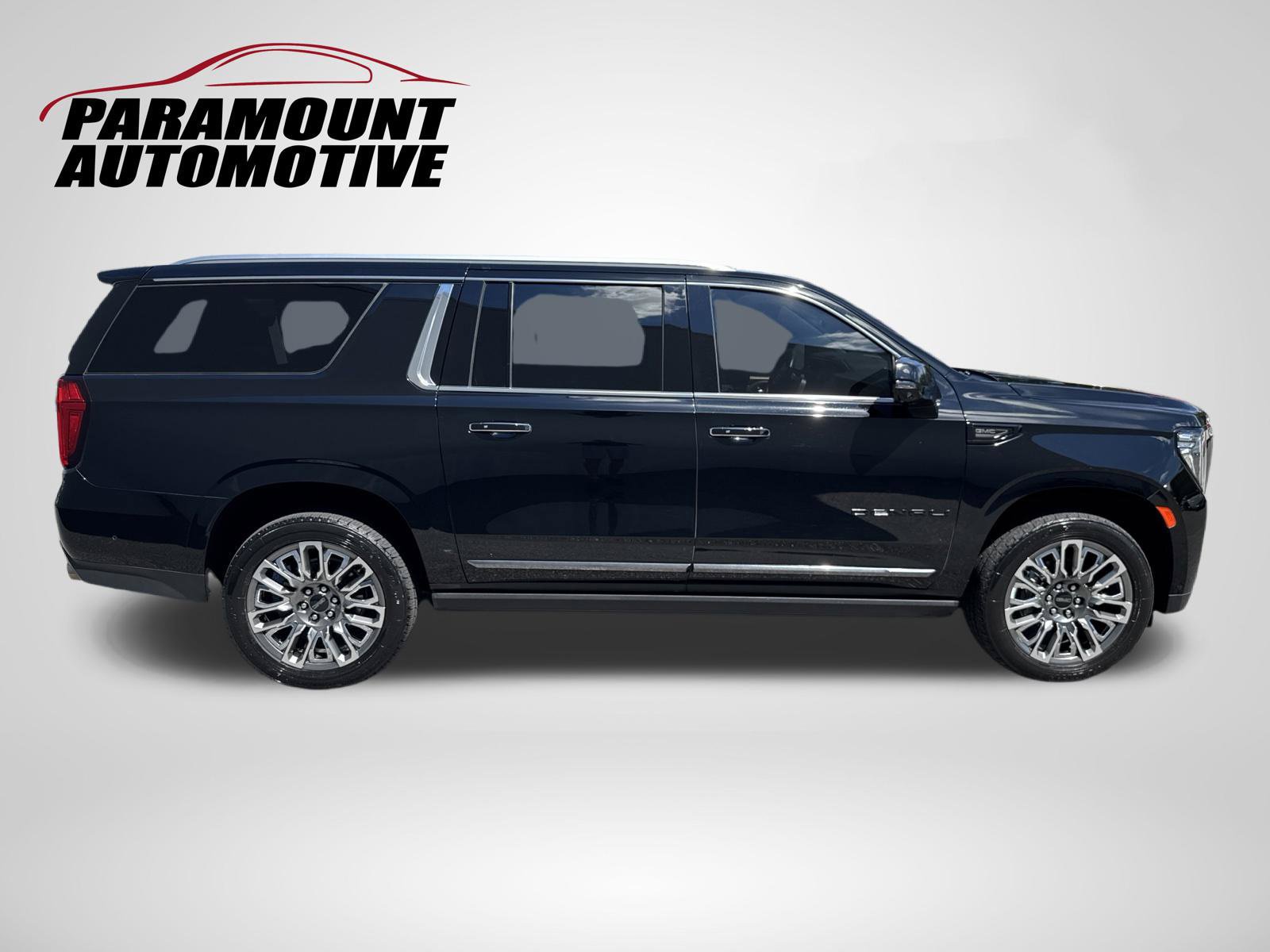 Used 2024 GMC Yukon XL Denali Ultimate AWD/4WD image 8