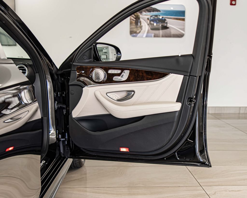 Used 2023 Mercedes-Benz E 53 AMG 4MATIC Sedan image 41