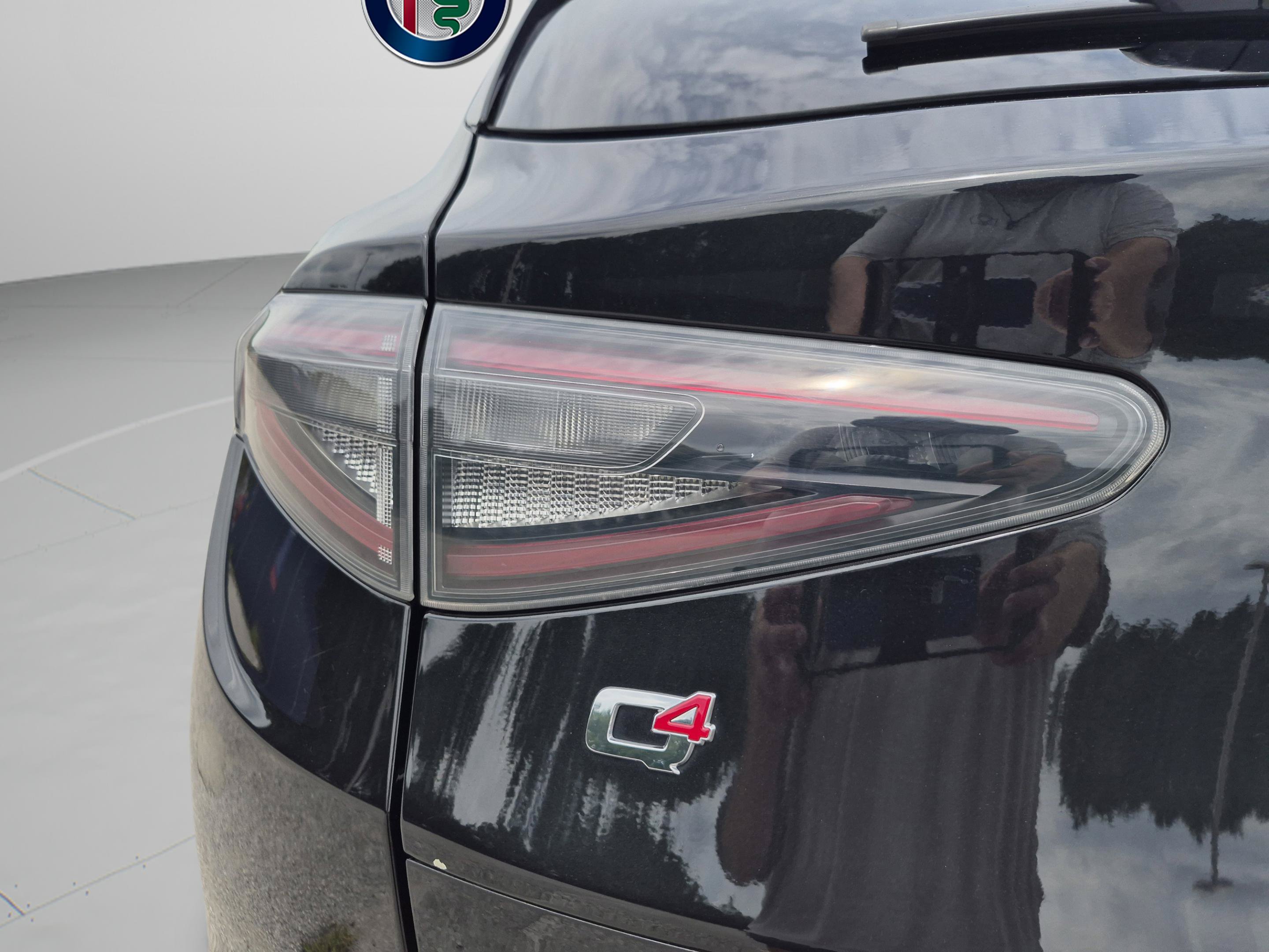 Used 2024 Alfa Romeo Stelvio Veloce AWD/4WD image 70