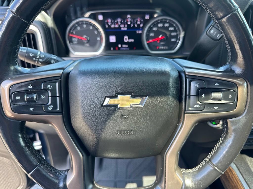 Used 2019 Chevrolet Silverado 1500 High Country w/ Technology Package AWD/4WD image 29