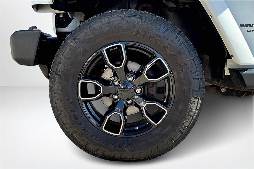 Used 2018 Jeep Wrangler Unlimited Sahara image 31