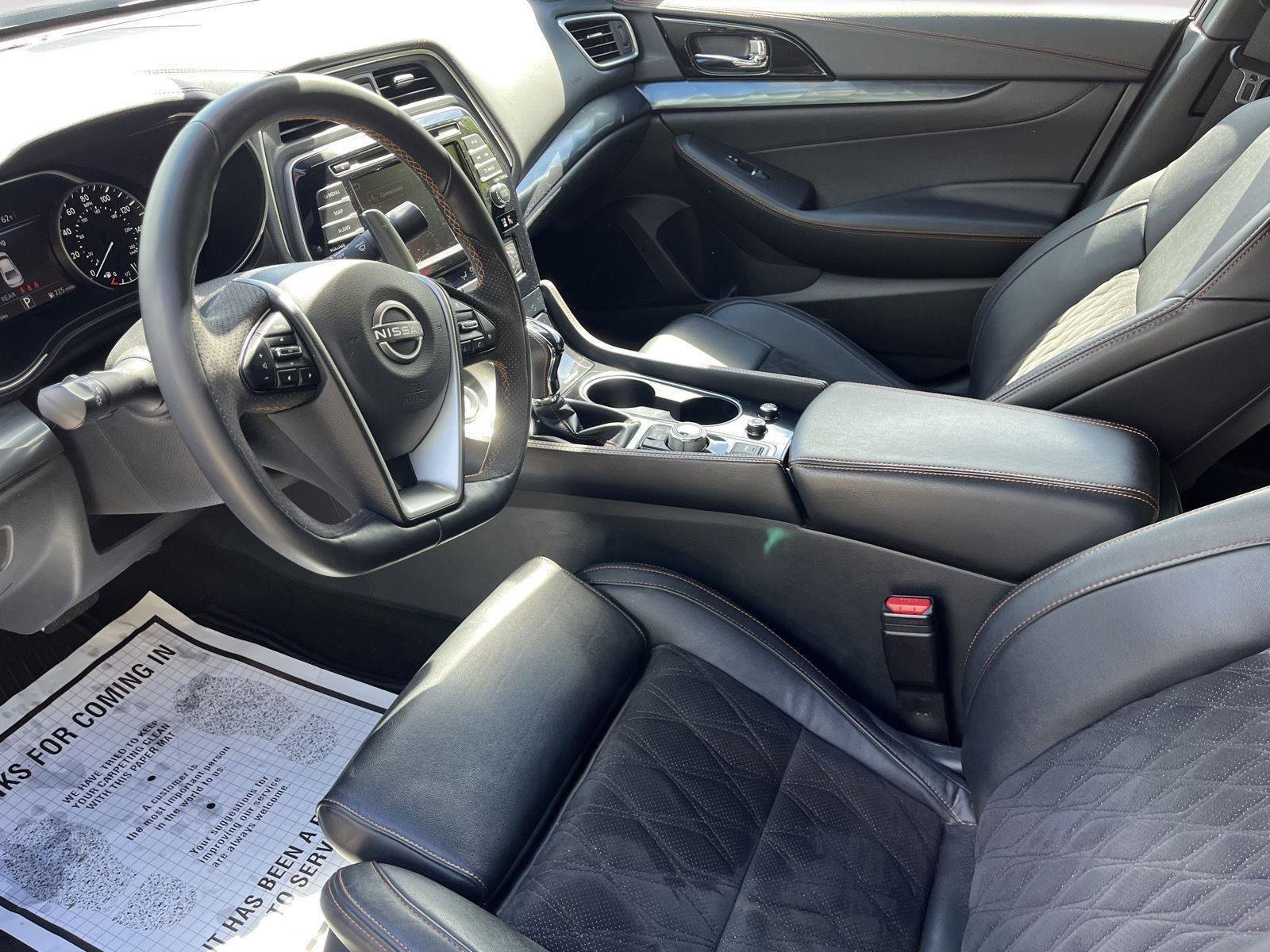 Used 2023 Nissan Maxima SR w/ Sport Mat Group FWD image 22