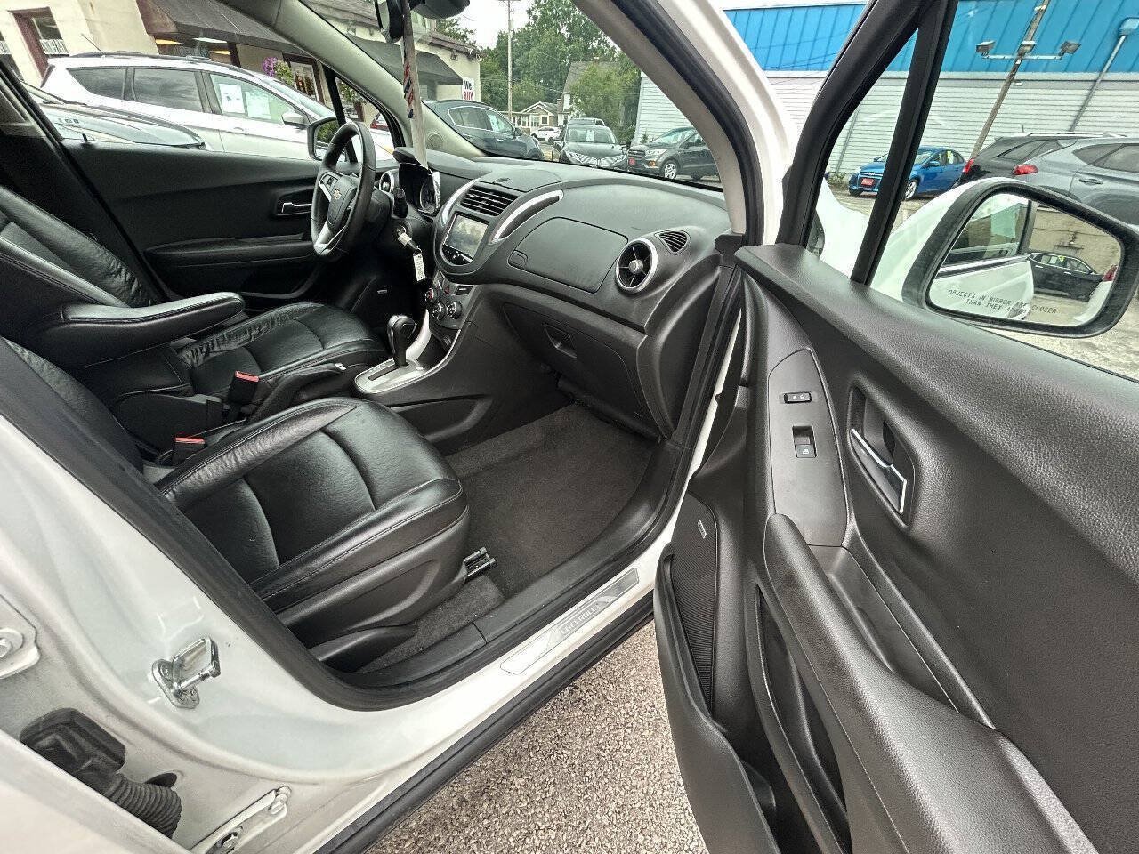 Used 2015 Chevrolet Trax LTZ FWD image 9