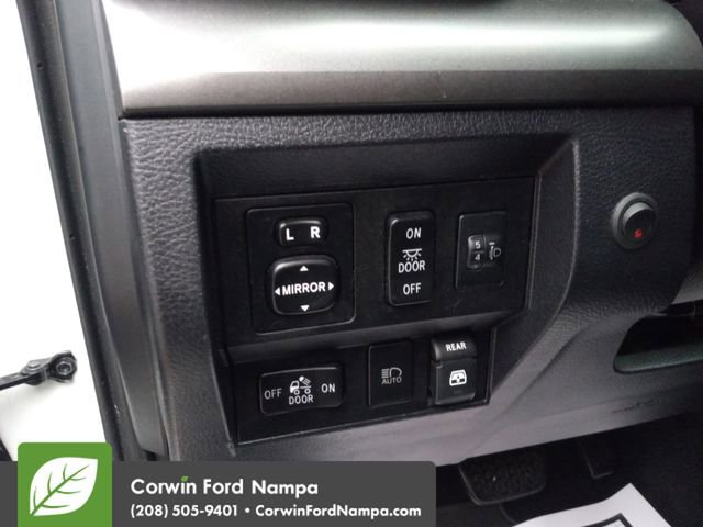 Used 2018 Toyota Tundra SR5 image 13