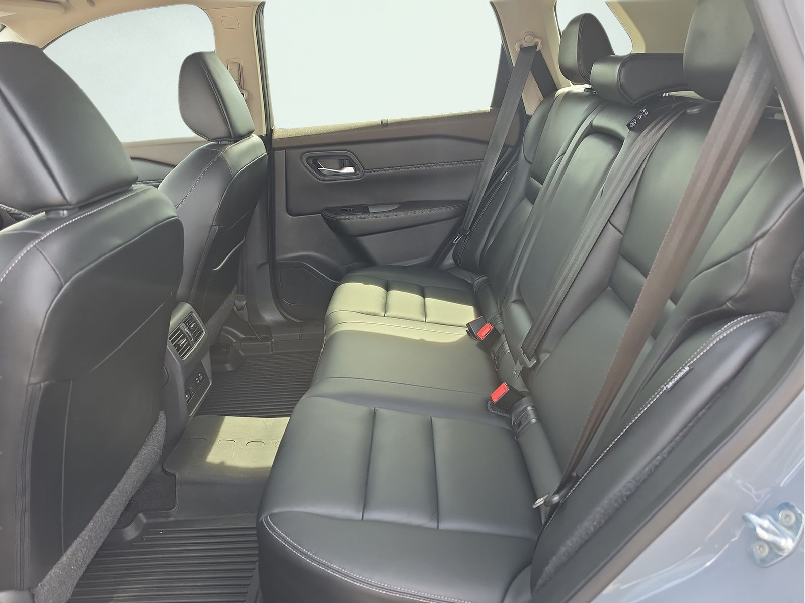 Used 2023 Nissan Rogue SL w/ SL Premium Package AWD/4WD image 15