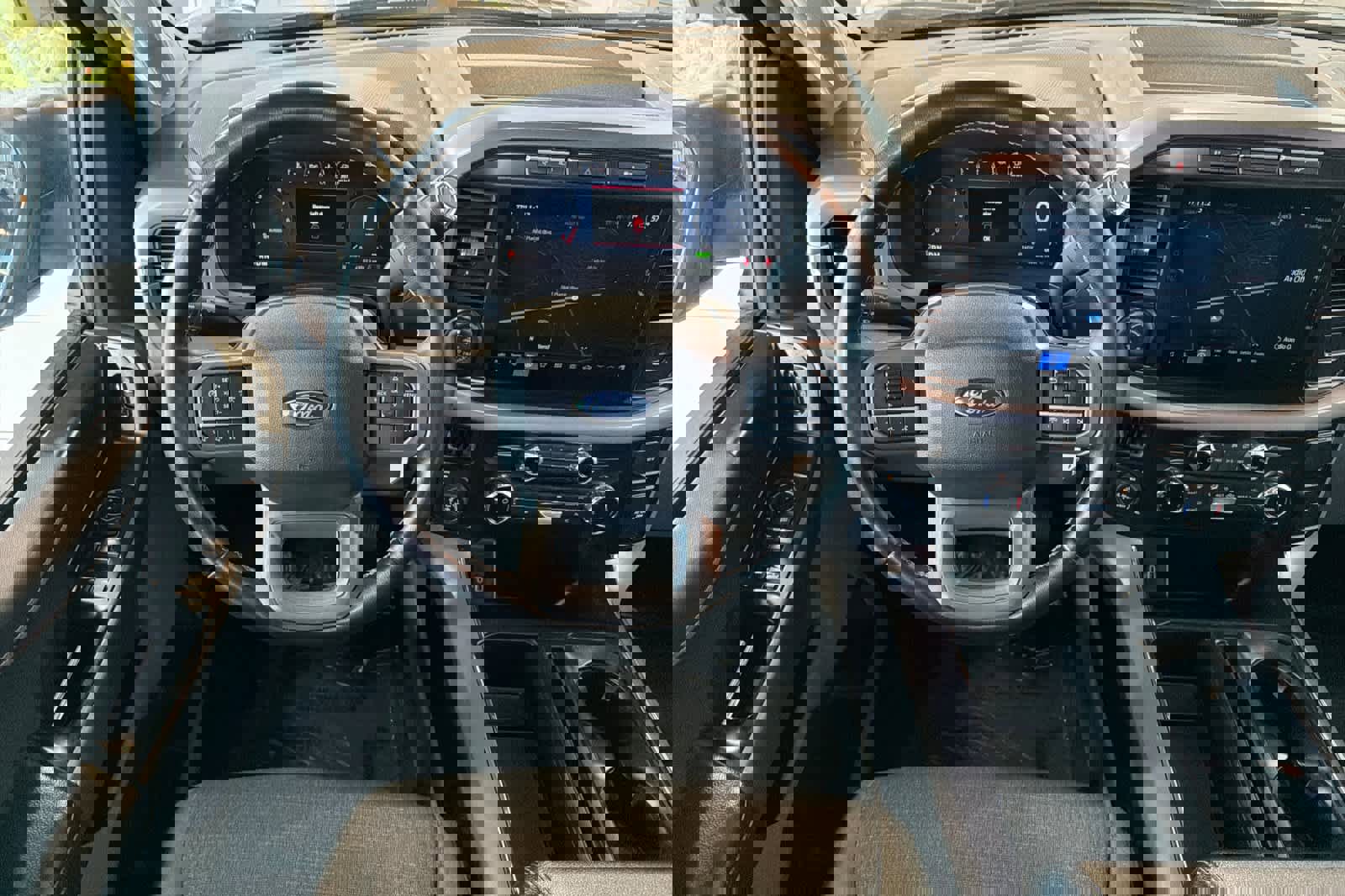 Used 2024 Ford F150 XLT w/ Mobile Office Package image 16