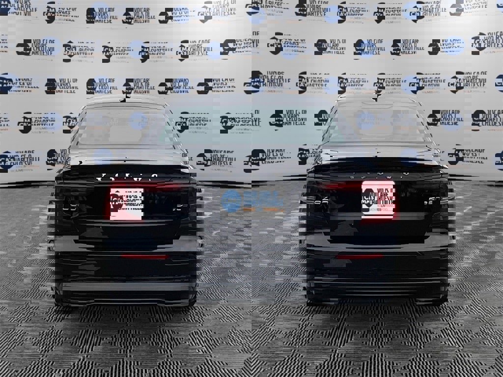 Certified 2025 Volvo S60 B5 Plus image 4