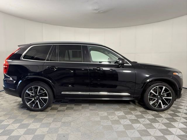 Used 2023 Volvo XC90 B5 Plus AWD/4WD image 5