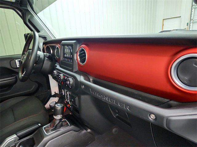 Used 2018 Jeep Wrangler Unlimited Rubicon image 29