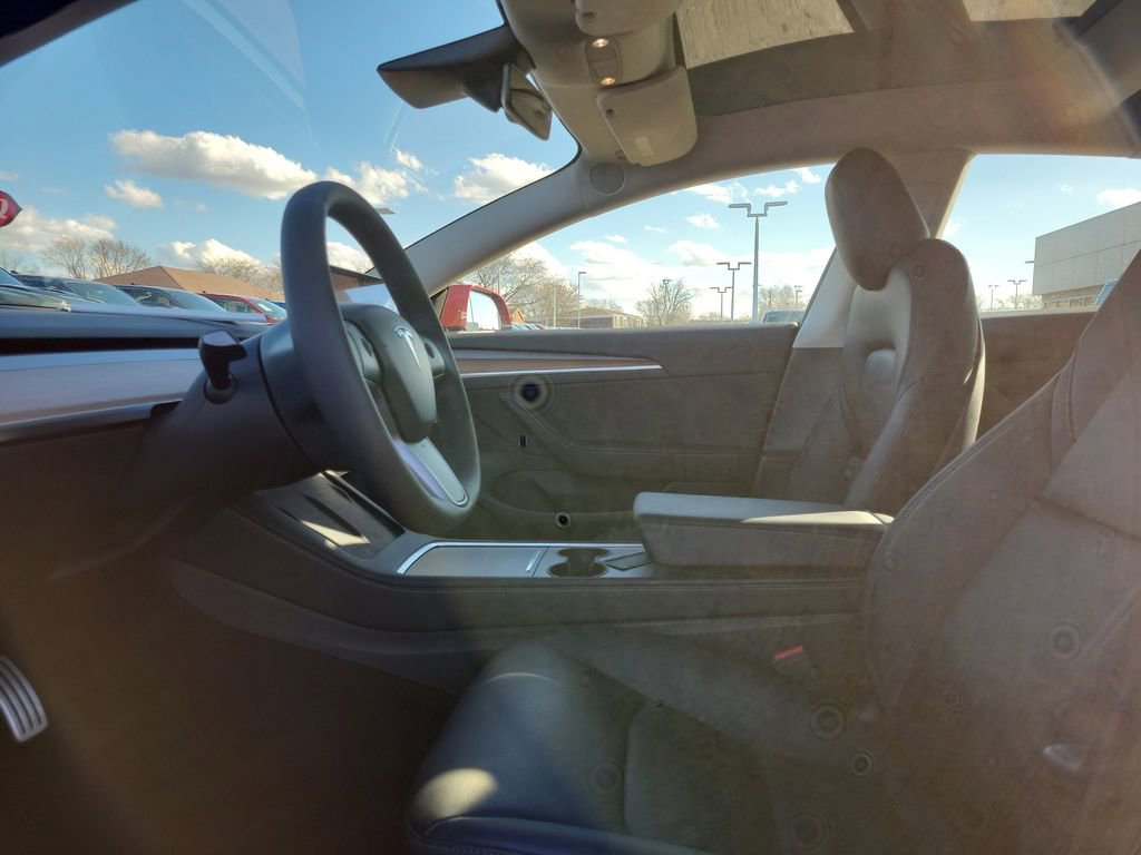 Used 2022 Tesla Model 3 Performance image 18