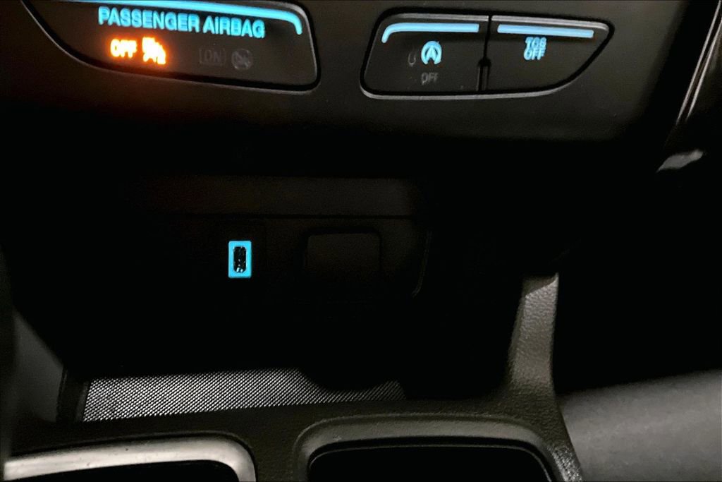 Used 2018 Ford Escape SE w/ SE Sport Appearance Package AWD/4WD image 15