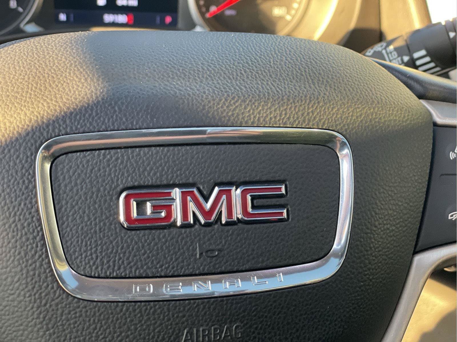 Used 2020 GMC Terrain Denali w/ Denali Premium Package AWD/4WD image 31